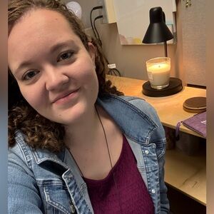 Meet your Posher, Abby